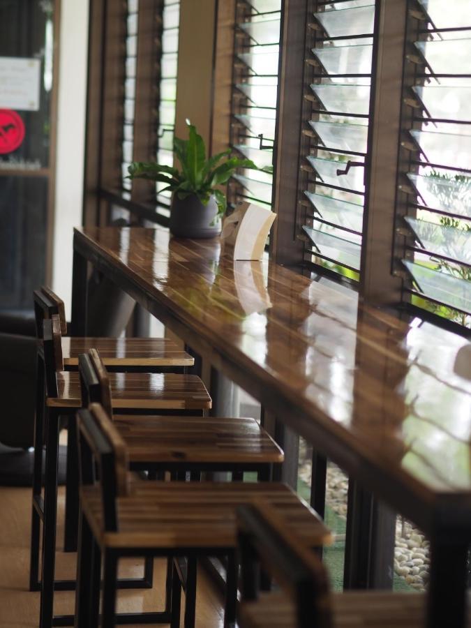 Phuphanplace Hotel Ban Phang Khwang Tai Екстериор снимка