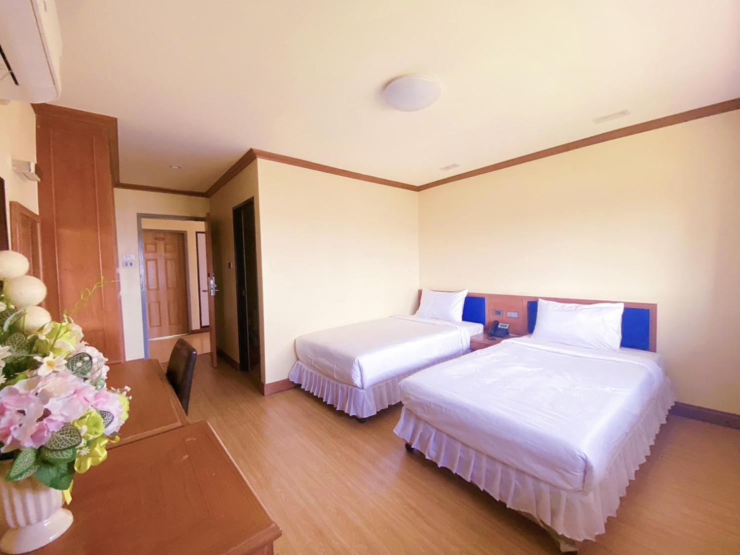 Phuphanplace Hotel Ban Phang Khwang Tai Екстериор снимка