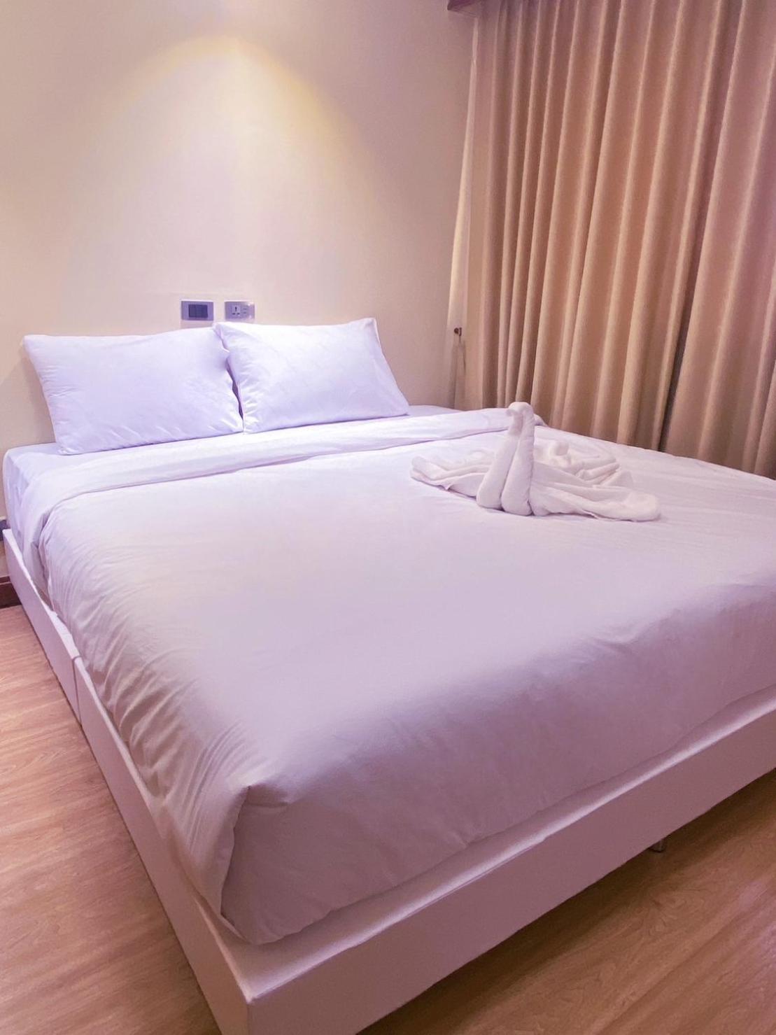Phuphanplace Hotel Ban Phang Khwang Tai Екстериор снимка